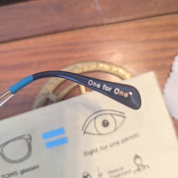 TOMS “Candace” Rectangular Optical Eyeglasses - Picture 4 of 6